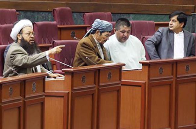 MPs Criticize Govt Over  Supreme Court Move Following Dismissal of Ministers